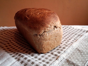 Félbarna toast kenyér