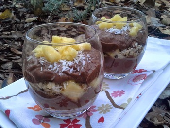 Ananászos-csokis pohárkrém
