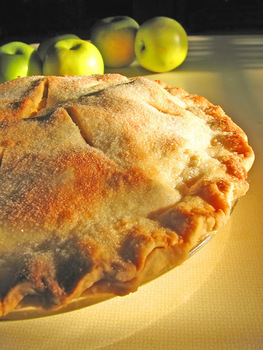 Vegán, cukormentes almás-birsalmás pite-torta