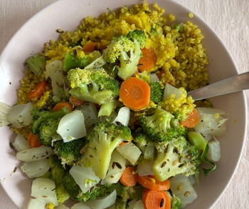 Quinoa tavaszi z�lds�gekkel